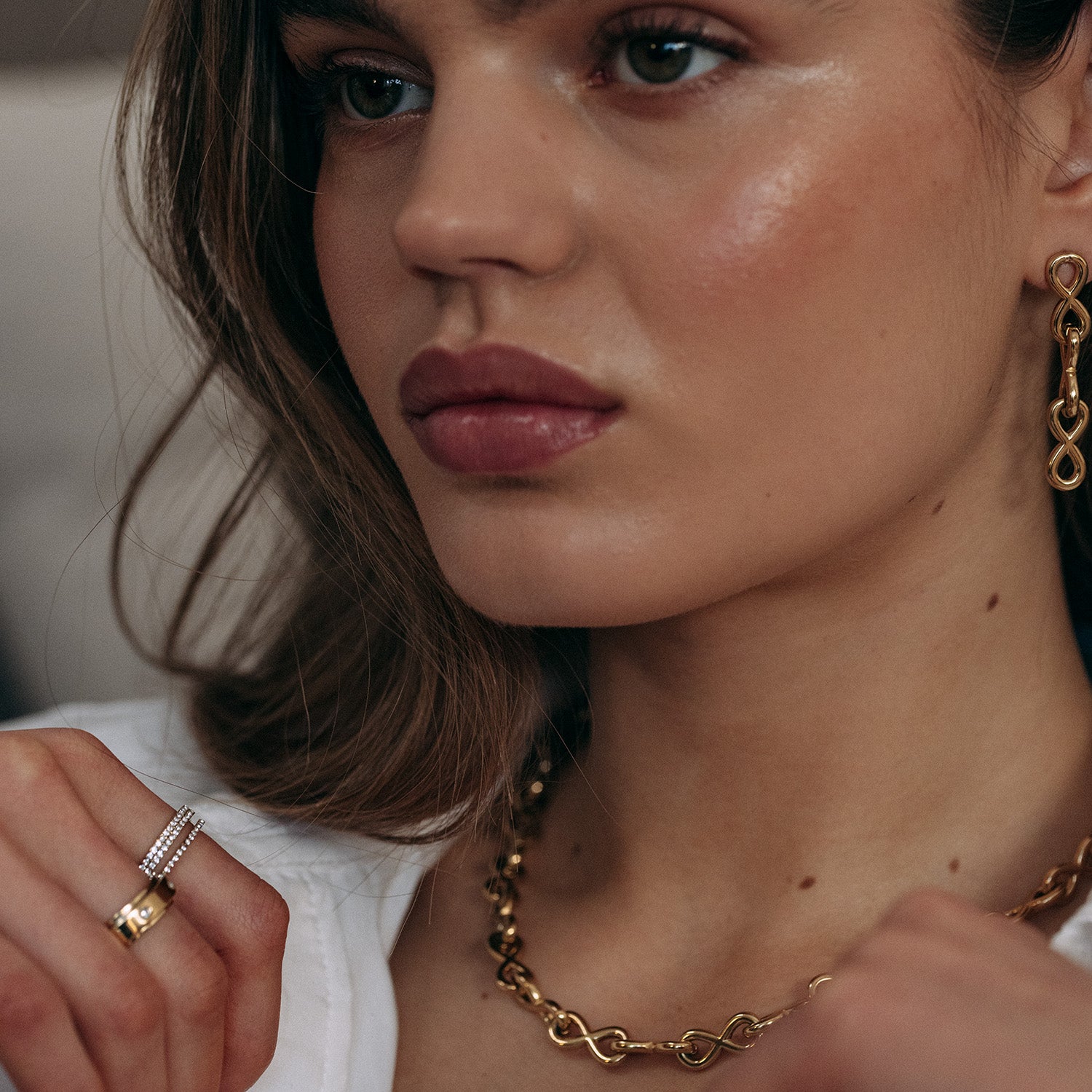 DETAIL243378